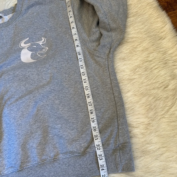 Good American Zodiac Taurus Boyfriend Sweatshirt Size XL - Picture 7 of 8